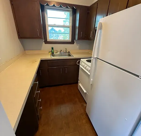 76 Stetson St #3R — Photo 7