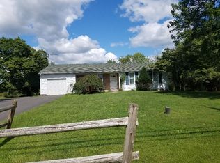 2515 Kutztown Rd, Pennsburg, PA 18073