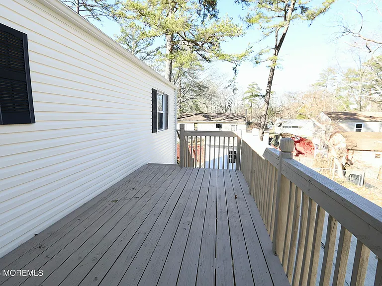 900 Hunter Blvd — Photo 10