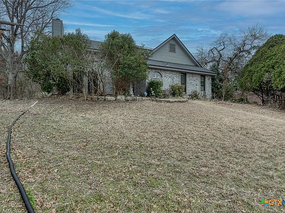 5th image of 803 Dianne Dr