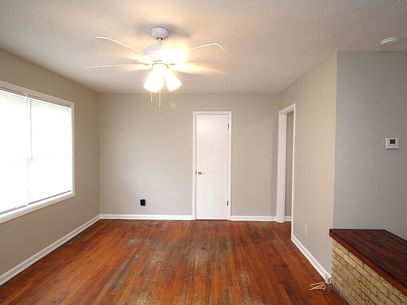 4th image of 604 N J St