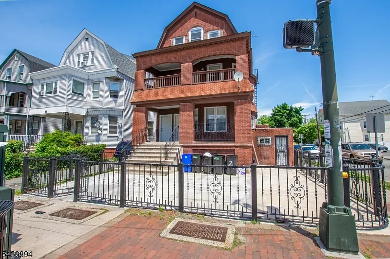 79 Central Ave #1