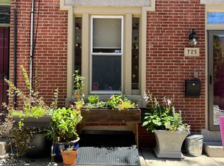 725 S Marshall St, Philadelphia, PA 19147