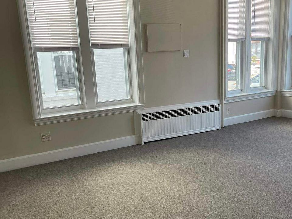 1st image of 2044 76th St Floor 1