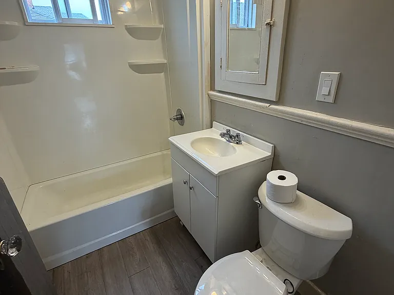 62 Quaker Ln S #2 — Photo 14