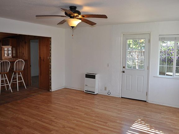 5th image of 217 Mar Vista Dr