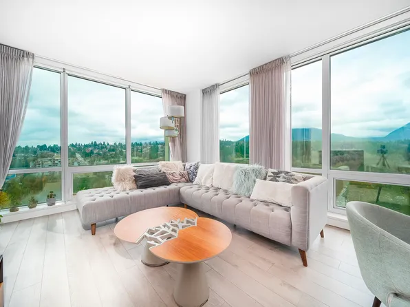 680 Seylynn Cres #2007, North Vancouver, BC V7J 0B5