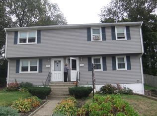 48 Richardson St, Woburn, MA 01801