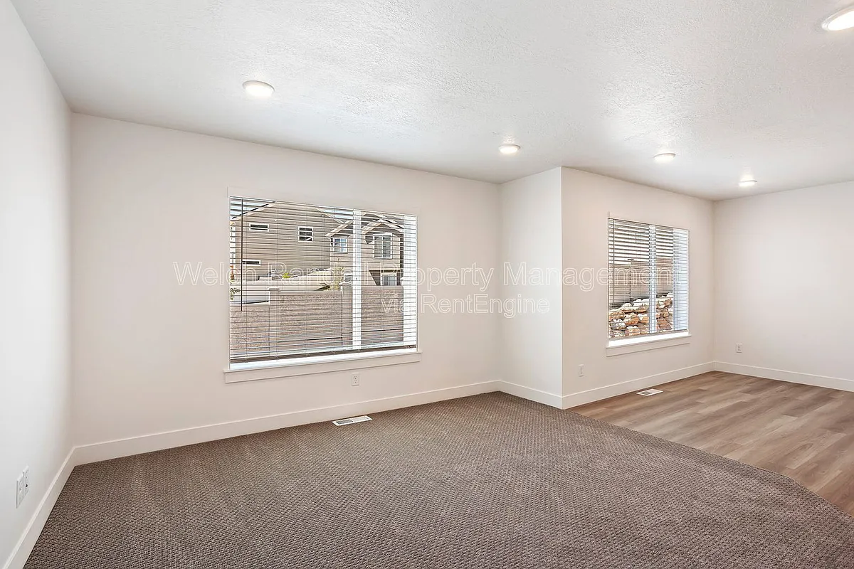 Building Photo - 3102 N 1600 E