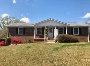 4004 McIntire Dr, Columbia, TN 38401