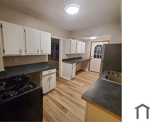5th image of 9810 Sladden Ave