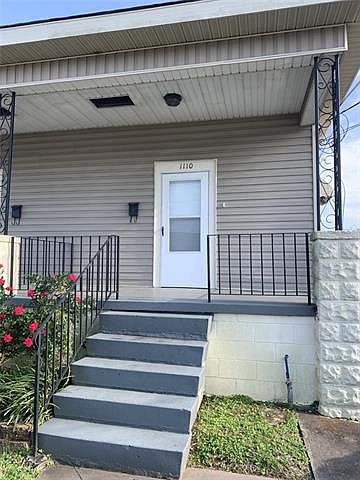 1st image of 1110 6th St
