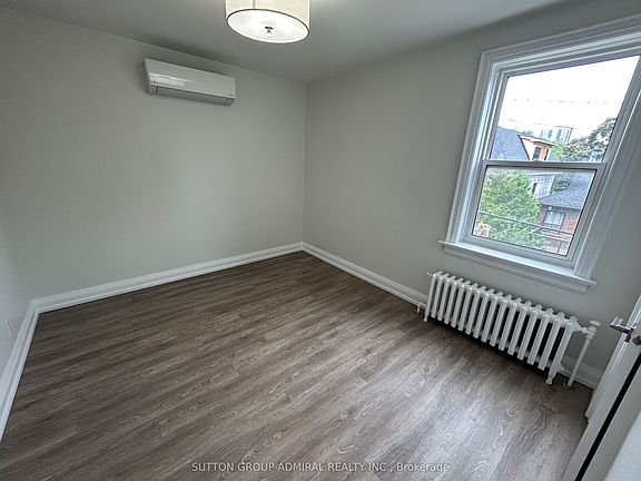 5th image of 464 Spadina Rd #24