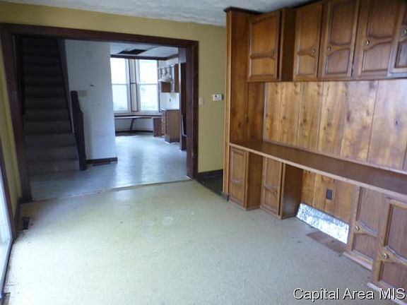 5th image of 646 Hardin Ave