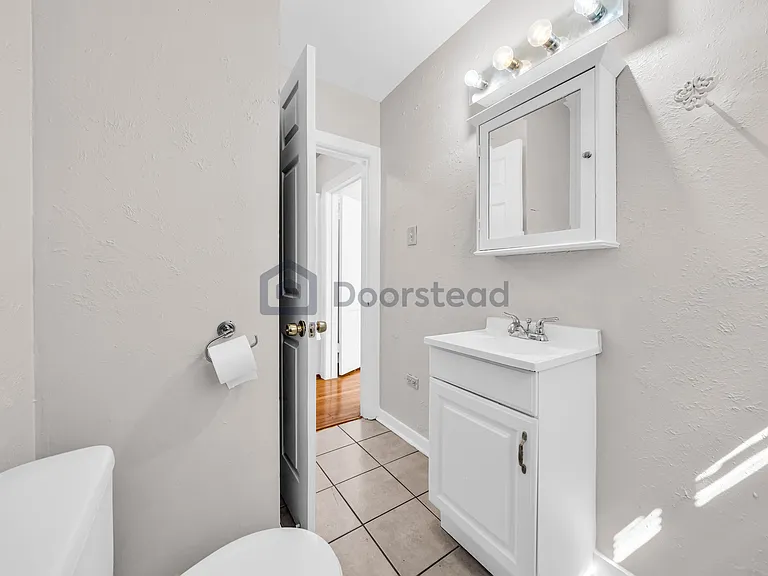 2121 Alabama St — Photo 26