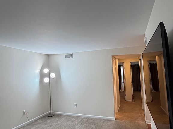 2nd image of 12 Southcreek Ct #B