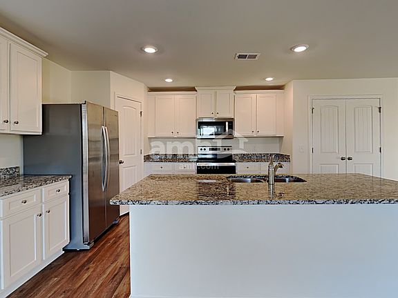 4th image of 6072 Mason Tucker Dr