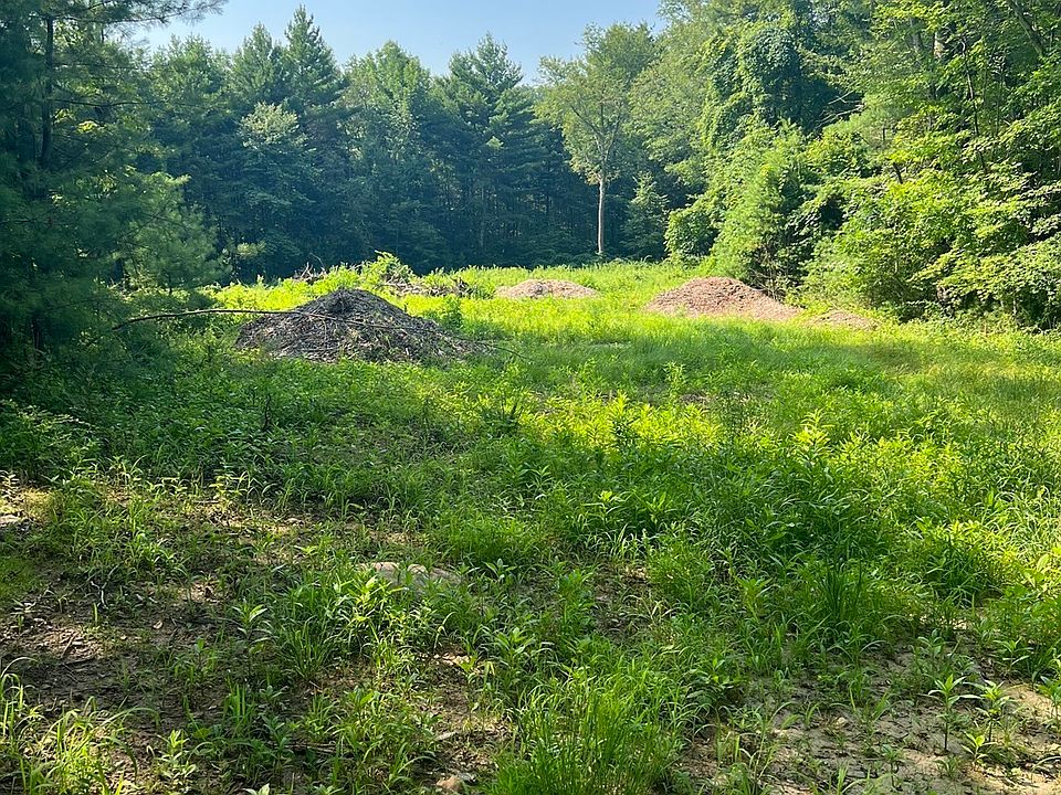 1st image of 122 Vinton Rd