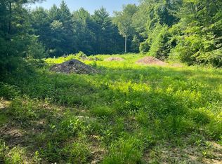 122 Vinton Rd, Holland, MA 01521