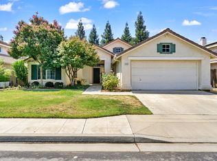 2656 Palo Alto Ave, Clovis, CA 93611