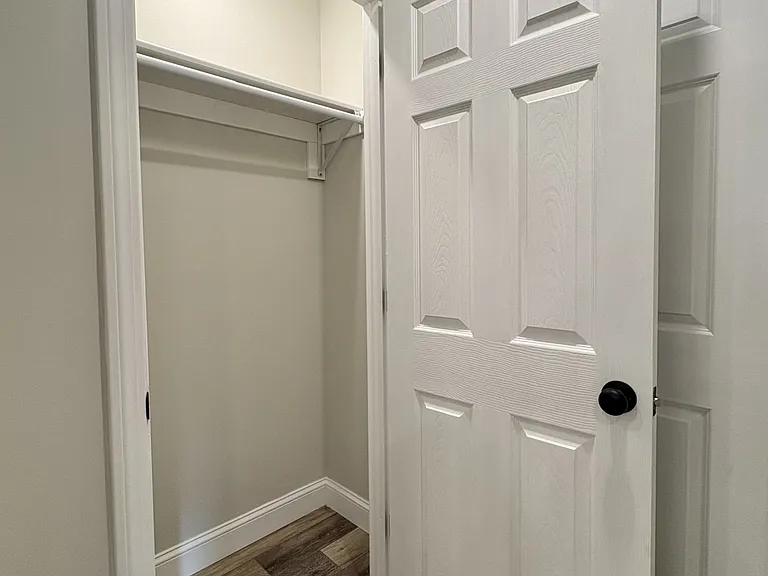 37 Cottage St #E — Photo 6