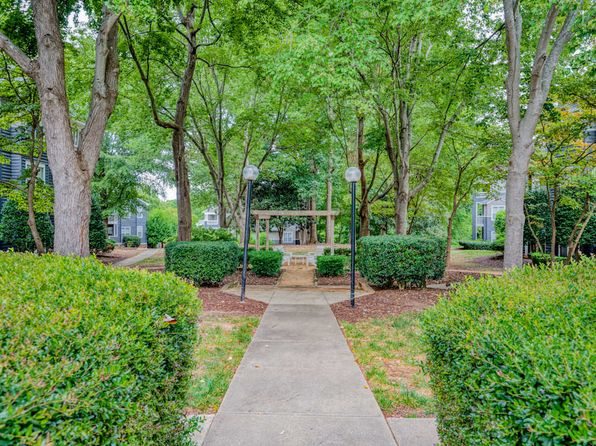 200 Hyde Park Ct #209-J