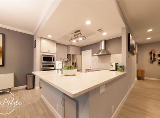 223 Litchfield Ln, Houston, TX 77024