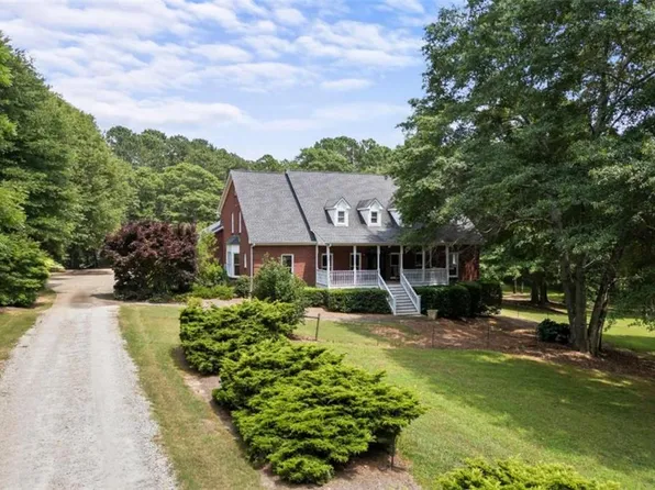 3651 Chandler Haulk Rd, Loganville, GA 30052