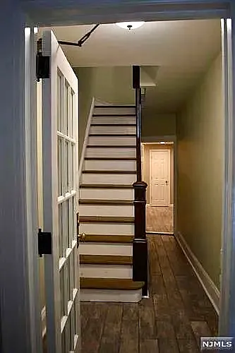 39 64th St #2 — Photo 3