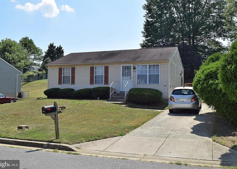 1st image of 9707 Teakwood Dr