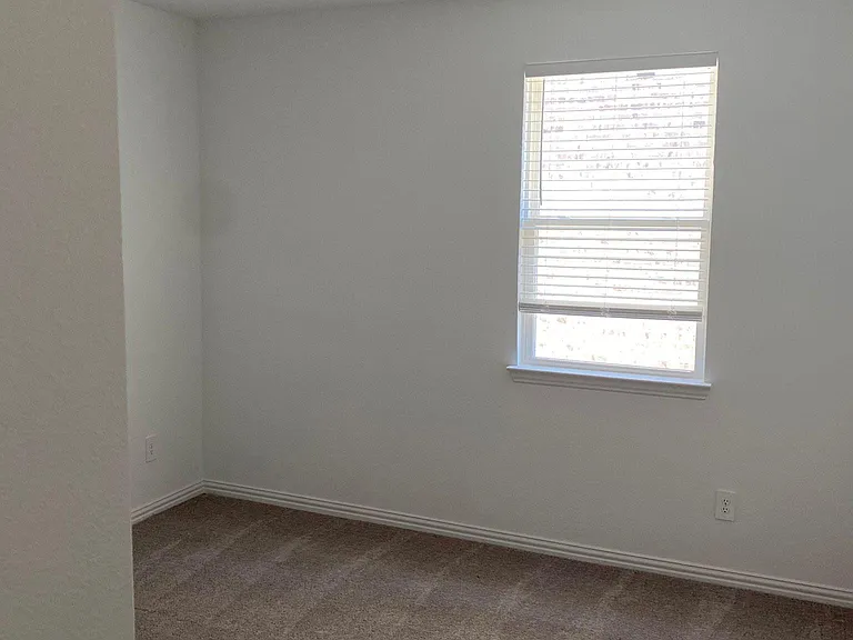 1612 Pine Valley Dr — Photo 26