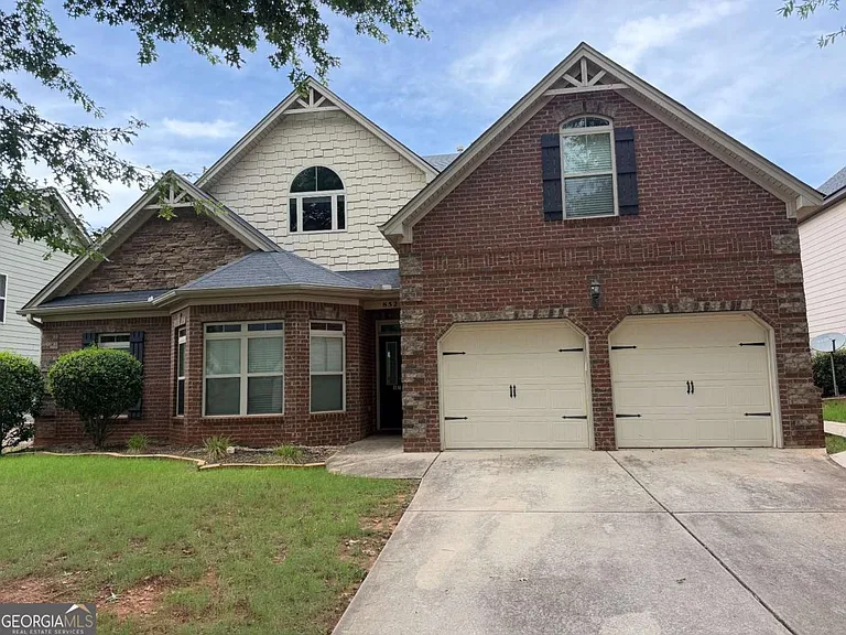 852 Nevis Way — Photo 1