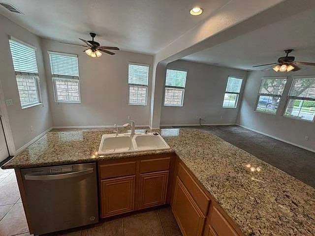 376 Town Forest Ct — Photo 15
