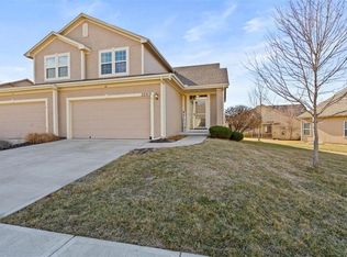 22513 W 72nd St, Shawnee, KS 66227