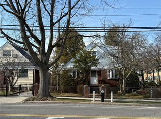 25719 80th Avenue, Glen Oaks, NY