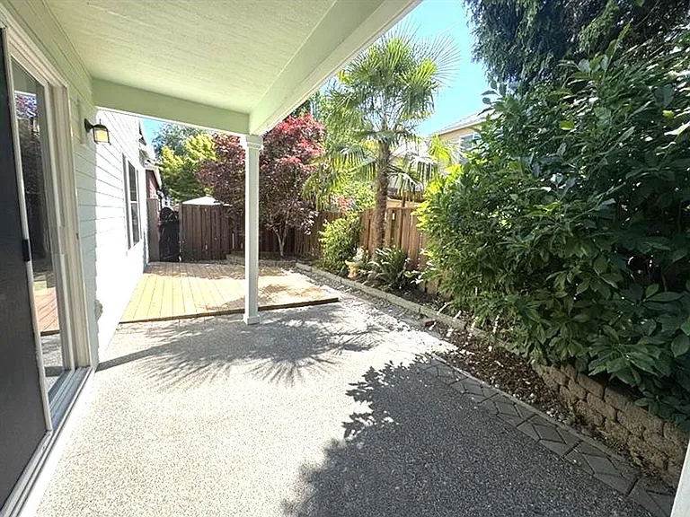 793 NE 61st Ct — Photo 15