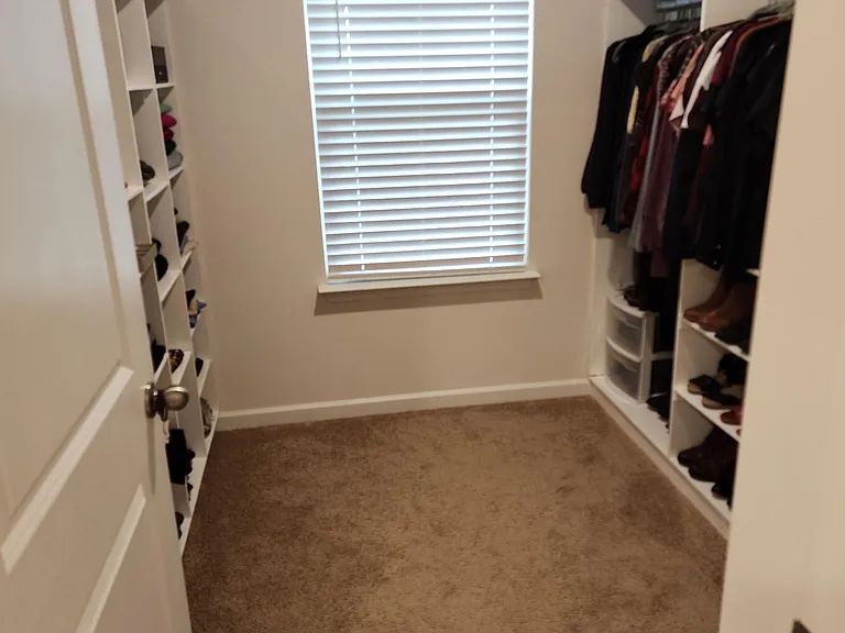 53 Thread Ln — Photo 19