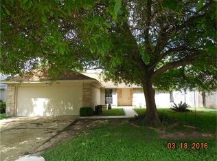 11930 Fallbrook Dr, Houston, TX 77065