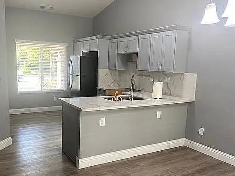 820 Teton Ln — Photo 6