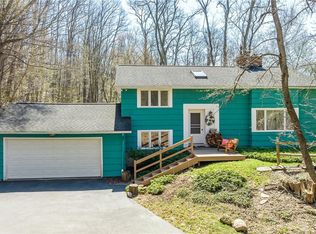 40 Little Spring Run, Fairport, NY 14450