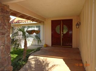 1439 Larkspur St, Santa Paula, CA 93060