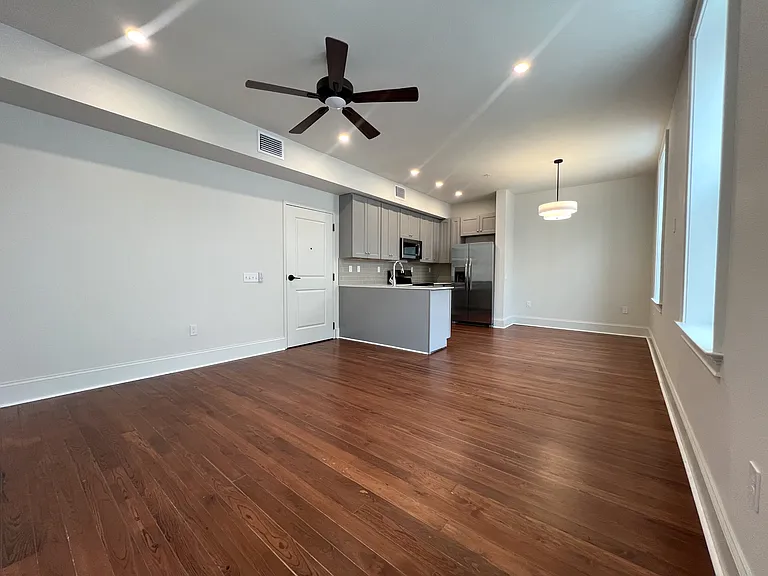 244 E Park Ave #204 — Photo 10