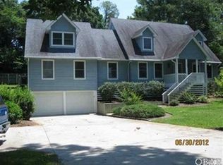 330 N Dogwood Trl, Southern Shores, NC 27949