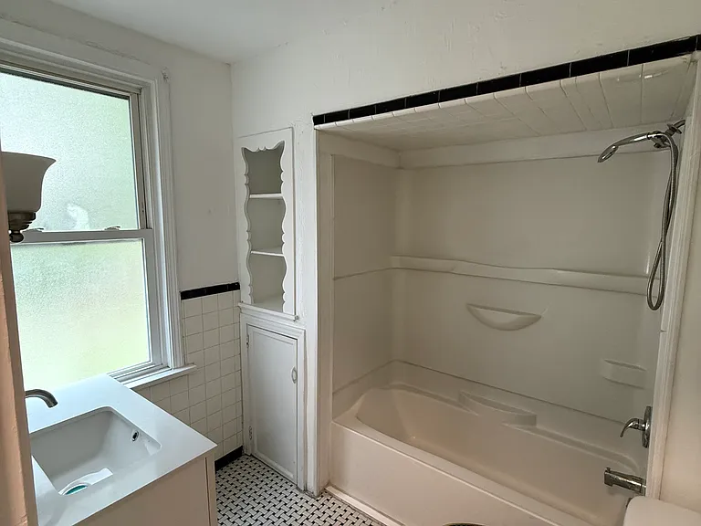 738 Chartiers Ave — Photo 21