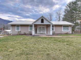 191 Highway 143, Roan Mountain, TN 37687