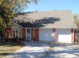 3005 Larkspur Rd, Moore, OK 73160