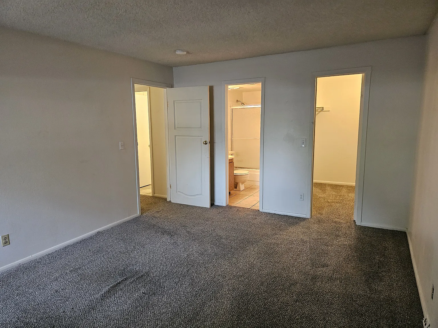 2 bed, $1,750 — Photo 3