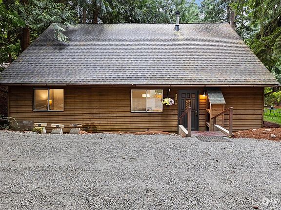 4th image of 24010 SE 30th St