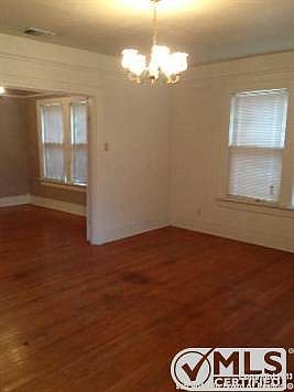 4th image of 2024 W Summit Ave