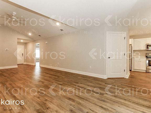 4th image of 153 Cottage Grove Rd